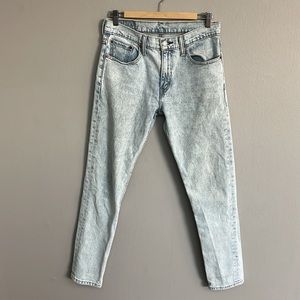 Levi’s 512 jeans. Light wash, stone wash. W: 30 L: 32
